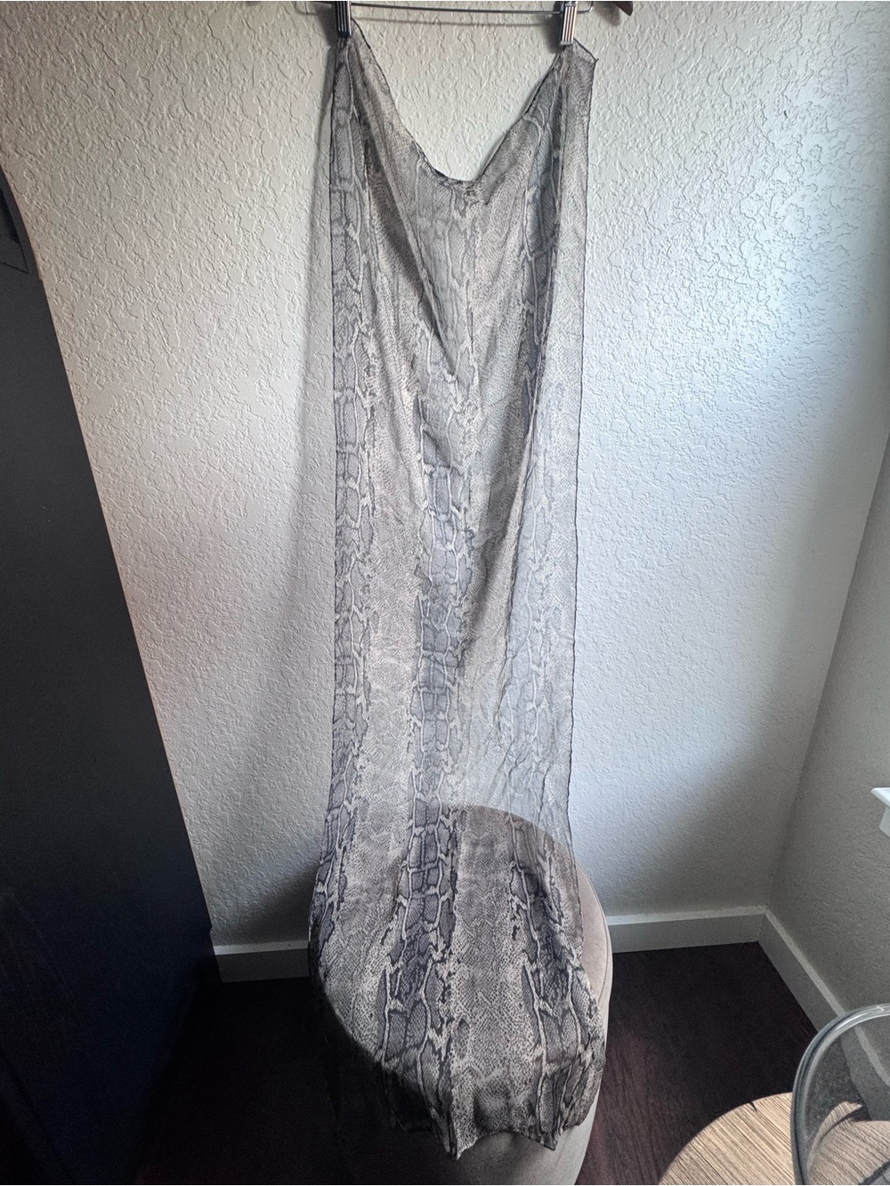 Chico's 100% Silk Python Snakeskin Scarf Grey Black Sheer